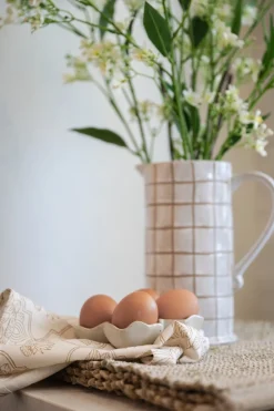 Shoppe At The Avenue Kitchen|Home Decor>Hibbs Egg Holder - Sweet Water Decor
