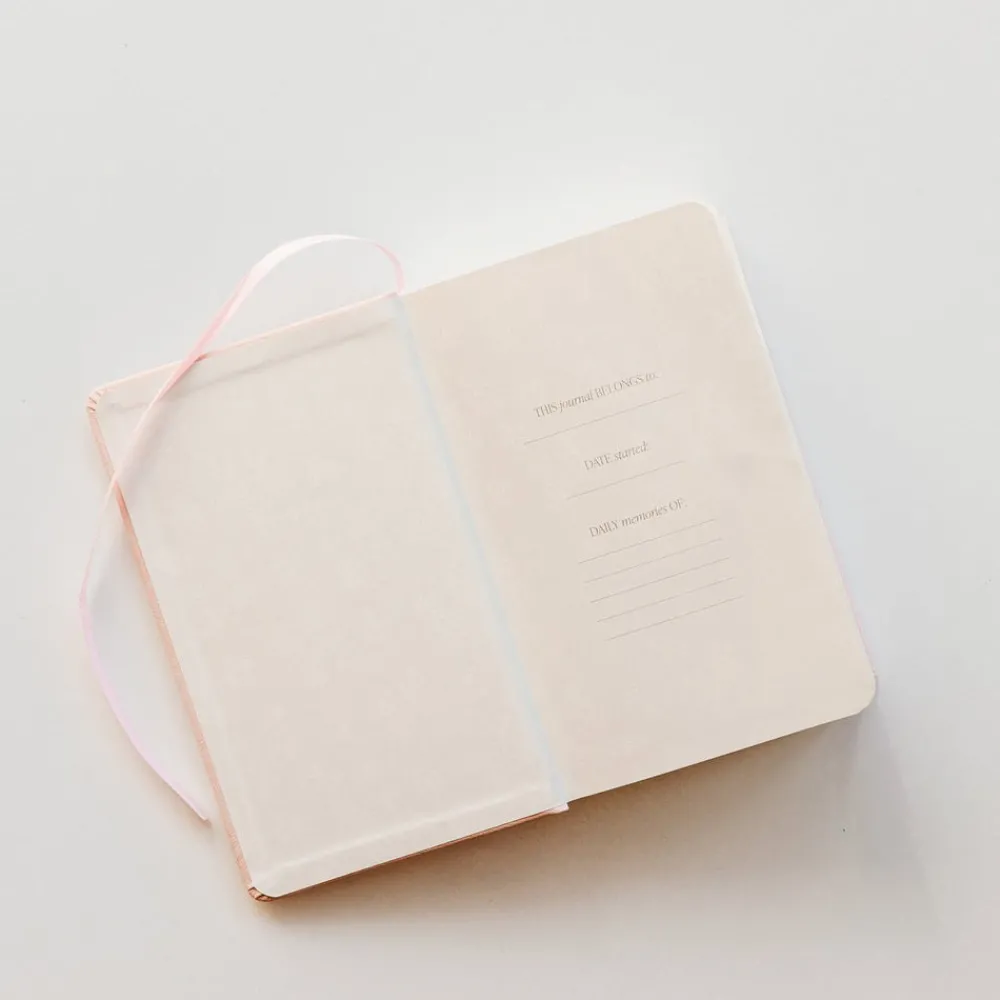 Sweet Water Decor Journals>MOM'S one LINE a DAY