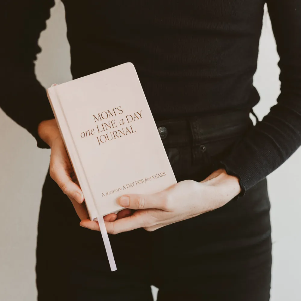 Sweet Water Decor Journals>MOM'S one LINE a DAY