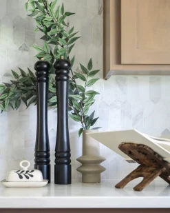 Shoppe At The Avenue Home Decor>Surrey Bookstand